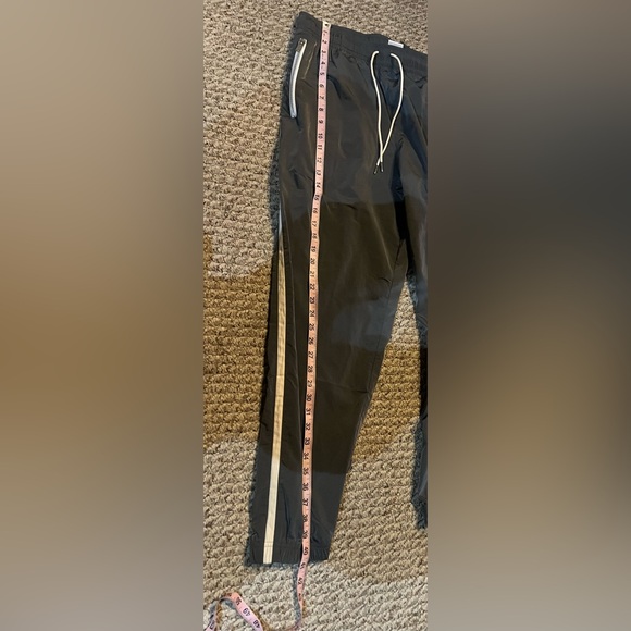 Nike Men's size Medium Grey & White Track Pants - Picture 7 of 8